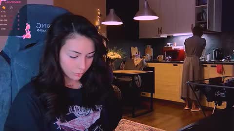 Little Devil online show from 11/03/25, 05:03