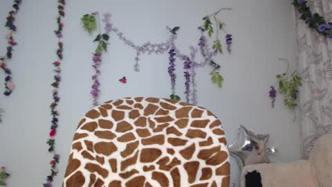 Snapshot of valquiria_sirgun chatting on 03/07/25, 03:39 valquiria_sirgun online show from 03/07/25, 03:39