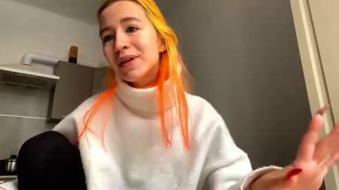 Emily online show from 02/12/26, 07:25