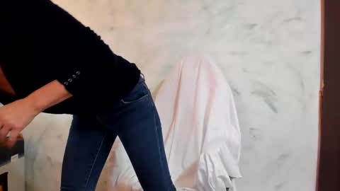 Snapshot of valysexybarbie chatting on 12/14/24, 12:33 valentina online show from 12/14/24, 12:33