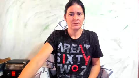 Snapshot of valysexybarbie chatting on 12/23/24, 08:22 valentina online show from 12/23/24, 08:22