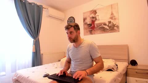 valyvalisimo online show from 03/03/26, 05:57