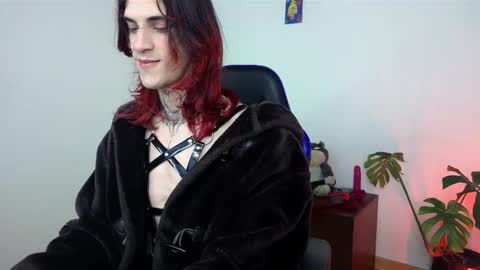 Vamp Noah and Dan online show from 10/30/25, 01:18