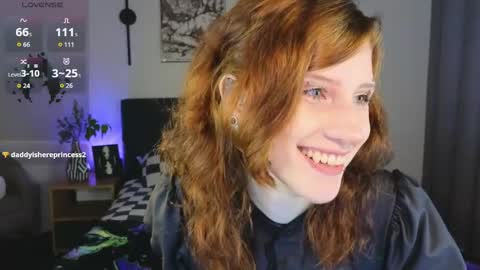 Snapshot of vampi_queen chatting on 05/22/26, 03:06 Vampi online show from 05/22/26, 03:06