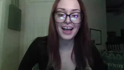 Snapshot of vampirepuppy chatting on 12/22/25, 05:37 vampirepuppy online show from 12/22/25, 05:37