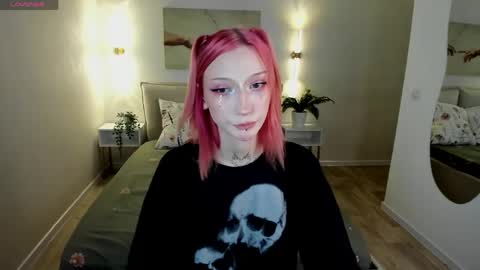 Snapshot of vampray_ chatting on 05/29/26, 09:02 Leyla online show from 05/29/26, 09:02