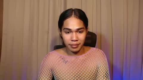 Snapshot of vampy_ebony_laxine chatting on 10/28/25, 07:01 vampy_ebony_laxine online show from 10/28/25, 07:01