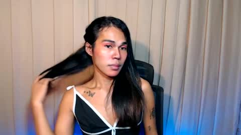 vampy_ebony_laxine online show from 06/14/26, 01:58