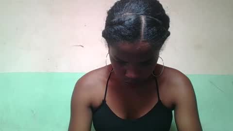 Snapshot of vanafiry chatting on 01/11/25, 09:57 vanafiry online show from 01/11/25, 09:57