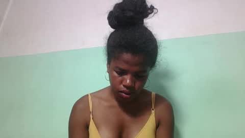 Snapshot of vanafiry chatting on 02/02/25, 04:32 vanafiry online show from 02/02/25, 04:32