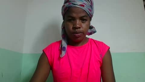 Snapshot of vanafiry chatting on 02/10/25, 04:19 vanafiry online show from 02/10/25, 04:19