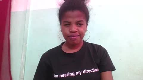 Snapshot of vanafiry chatting on 02/16/25, 10:10 vanafiry online show from 02/16/25, 10:10