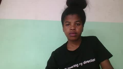 Snapshot of vanafiry chatting on 02/18/25, 04:26 vanafiry online show from 02/18/25, 04:26