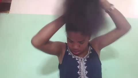 Snapshot of vanafiry chatting on 02/20/25, 04:50 vanafiry online show from 02/20/25, 04:50