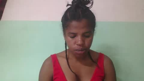 Snapshot of vanafiry chatting on 02/23/25, 01:42 vanafiry online show from 02/23/25, 01:42