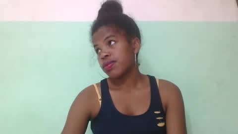 Snapshot of vanafiry chatting on 02/28/25, 06:43 vanafiry online show from 02/28/25, 06:43