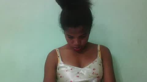 Snapshot of vanafiry chatting on 03/01/25, 07:30 vanafiry online show from 03/01/25, 07:30