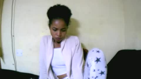 vanah344375 online show from 09/14/25, 08:19