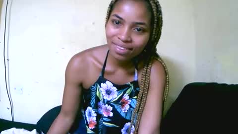vanah344375 online show from 09/20/25, 12:11