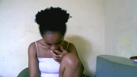 vanah344375 online show from 10/08/25, 07:33