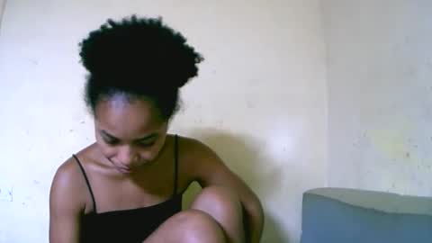 vanah344375 online show from 10/09/25, 08:18