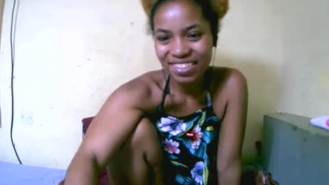 vanah344375 online show from 10/17/25, 07:38