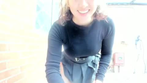 vanessa online show from 06/19/26, 05:17