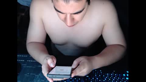 Snapshot of vancoserx111 chatting on 04/17/26, 02:47 vancoserx111 online show from 04/17/26, 02:47