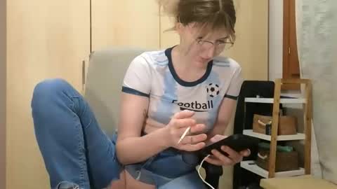 Vanda online show from 11/25/25, 05:18