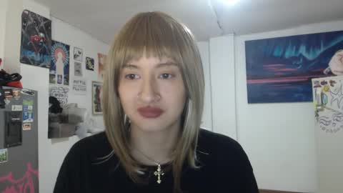 Snapshot of vandalovee chatting on 01/12/25, 01:21 Babi Alu online show from 01/12/25, 01:21