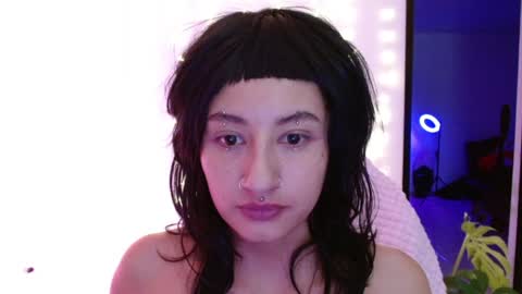 Snapshot of vandalovee chatting on 01/16/25, 07:38 Babi Alu online show from 01/16/25, 07:38