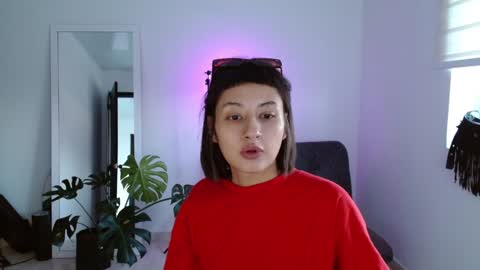 Snapshot of vandalovee chatting on 01/20/25, 11:24 Babi Alu online show from 01/20/25, 11:24