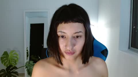 Snapshot of vandalovee chatting on 01/23/25, 08:25 Babi Alu online show from 01/23/25, 08:25