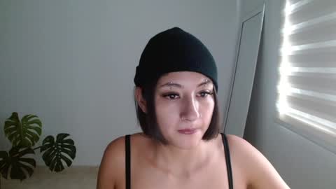 Snapshot of vandalovee chatting on 01/31/25, 04:27 Babi Alu online show from 01/31/25, 04:27