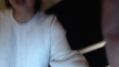 Snapshot of vandalovee chatting on 02/26/25, 04:58 Babi Alu online show from 02/26/25, 04:58