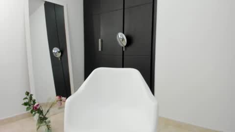 Snapshot of vandalovee chatting on 03/12/25, 05:13 Babi Alu online show from 03/12/25, 05:13