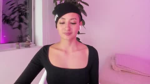 Snapshot of vandalovee chatting on 07/05/26, 04:19 Babi Alu online show from 07/05/26, 04:19