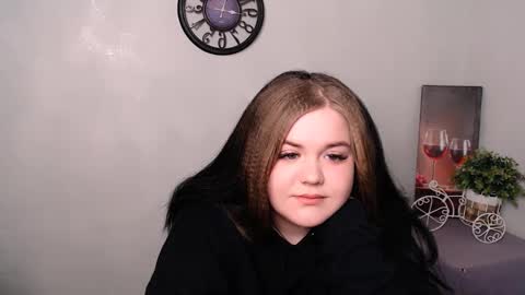 Snapshot of vandaray_ chatting on 03/07/25, 07:52 Vanda online show from 03/07/25, 07:52