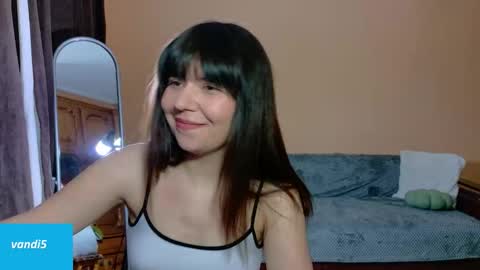 Snapshot of vandifive chatting on 03/05/26, 10:06 Vandi online show from 03/05/26, 10:06