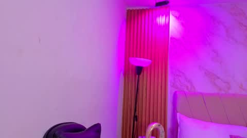 vane_coral online show from 02/06/26, 11:13