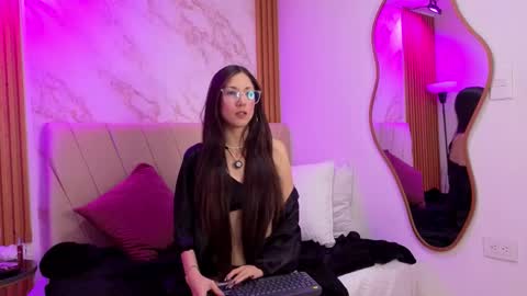 vane_coral online show from 02/09/26, 11:14