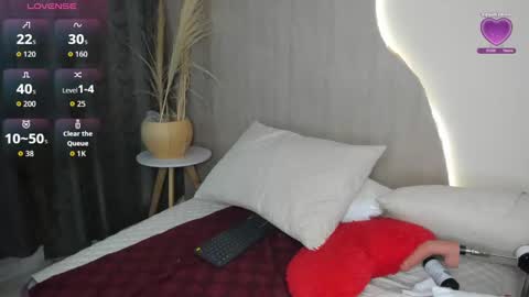 V A N E  online show from 09/12/25, 04:12