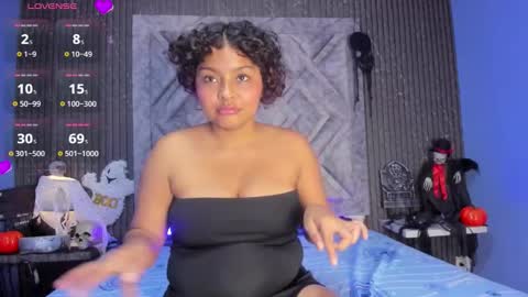 VANESSA online show from 10/30/25, 09:48