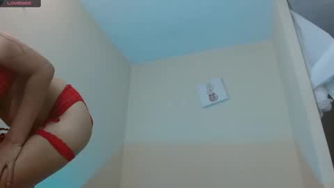 Snapshot of vanesa_giraldo chatting on 01/25/25, 01:21 vanesa_giraldo online show from 01/25/25, 01:21