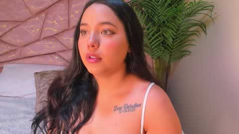 Snapshot of vanesa_velle chatting on 02/19/26, 03:02 vanesa_velle online show from 02/19/26, 03:02