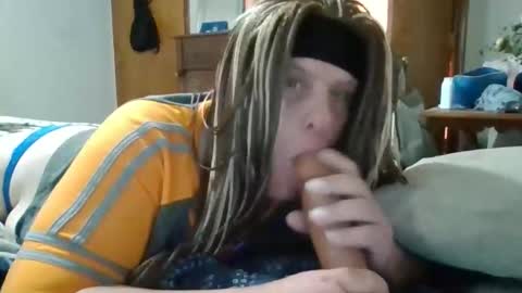 Snapshot of vanessa3211 chatting on 04/05/26, 08:06 greeneyebandit online show from 04/05/26, 08:06