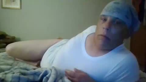 Snapshot of vanessa3211 chatting on 04/25/26, 09:01 greeneyebandit online show from 04/25/26, 09:01