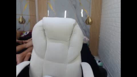 vanessa online show from 06/10/26, 07:02