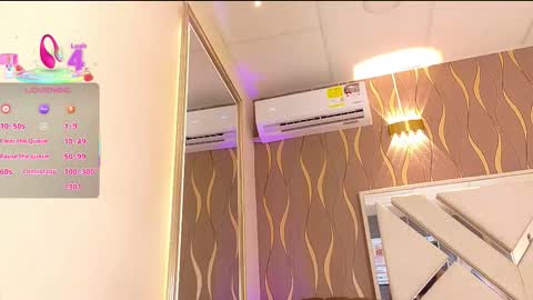    online show from 09/12/25, 12:38