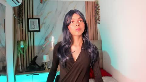 Snapshot of vanessa_jenner chatting on 07/20/26, 02:37 vanessa_jenner online show from 07/20/26, 02:37